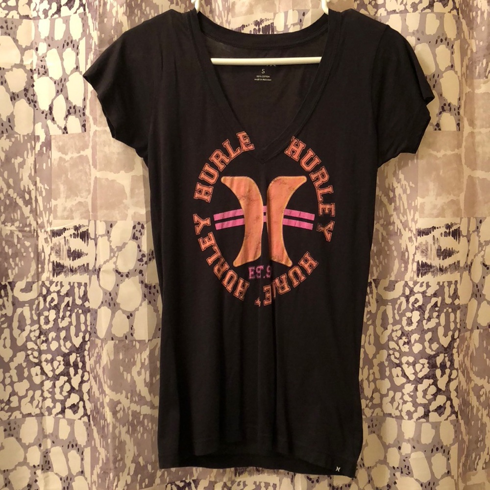 Vneck Hurley black blouse.
